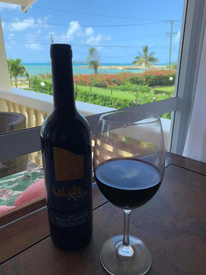 Villa Ishadora Nuku'alofa Exteriör bild